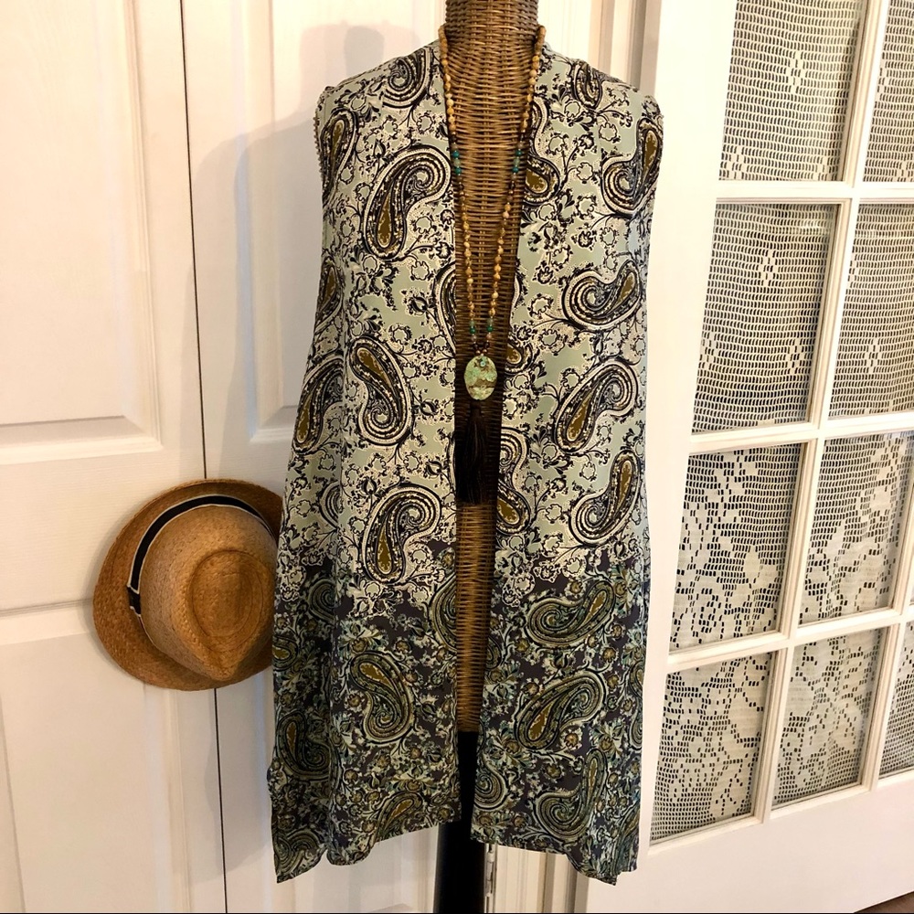 Paisley Cover Vest , open front , Sz 4